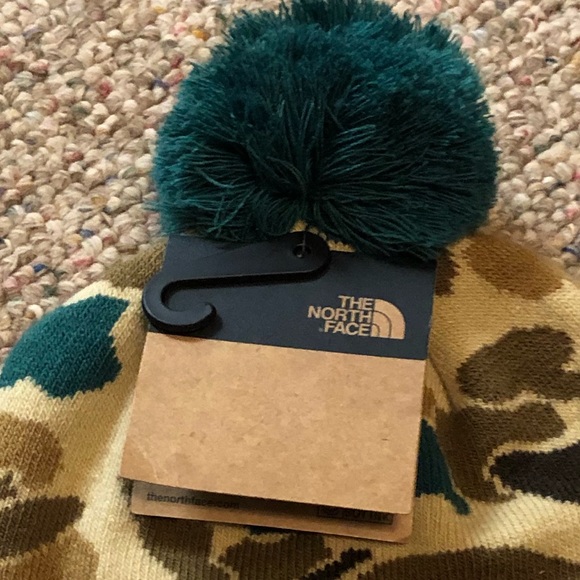 🆕 The North Face Ski Tuke Pom Beanie - Picture 8 of 9